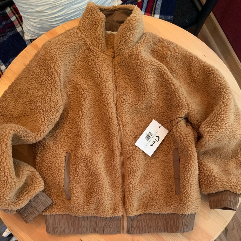 ZYIA Activewear reversible teddy bear jacket